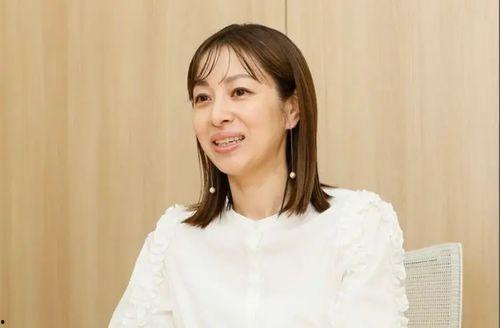 日本爆料娱乐圈女星是谁,日本娱乐圈女星身份曝光，真相令人震惊！